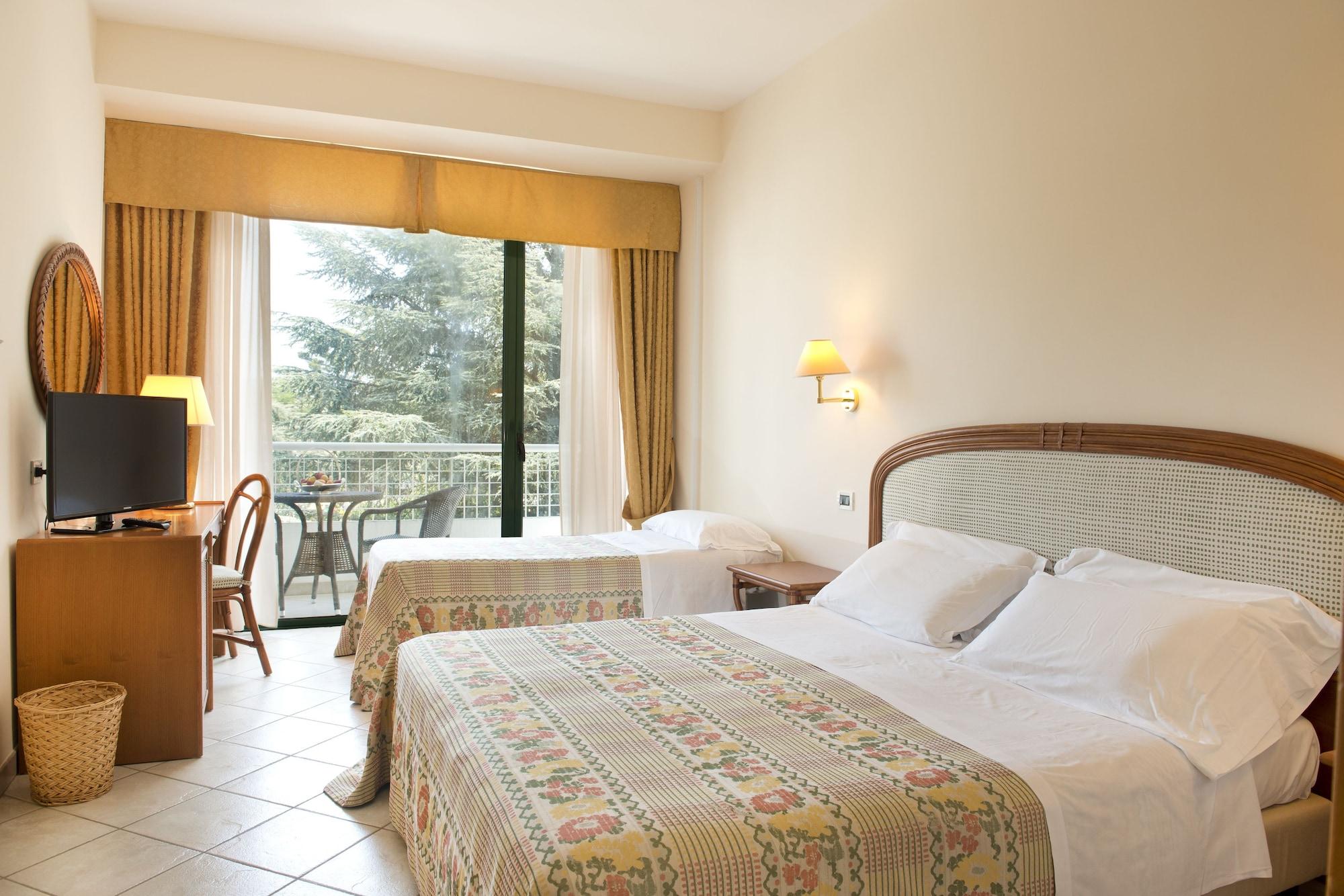 Hotel Sierra Silvana Selva Di Fasano Dış mekan fotoğraf