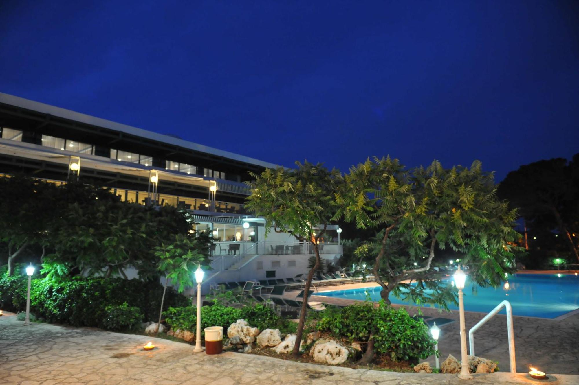 Hotel Sierra Silvana Selva Di Fasano Dış mekan fotoğraf